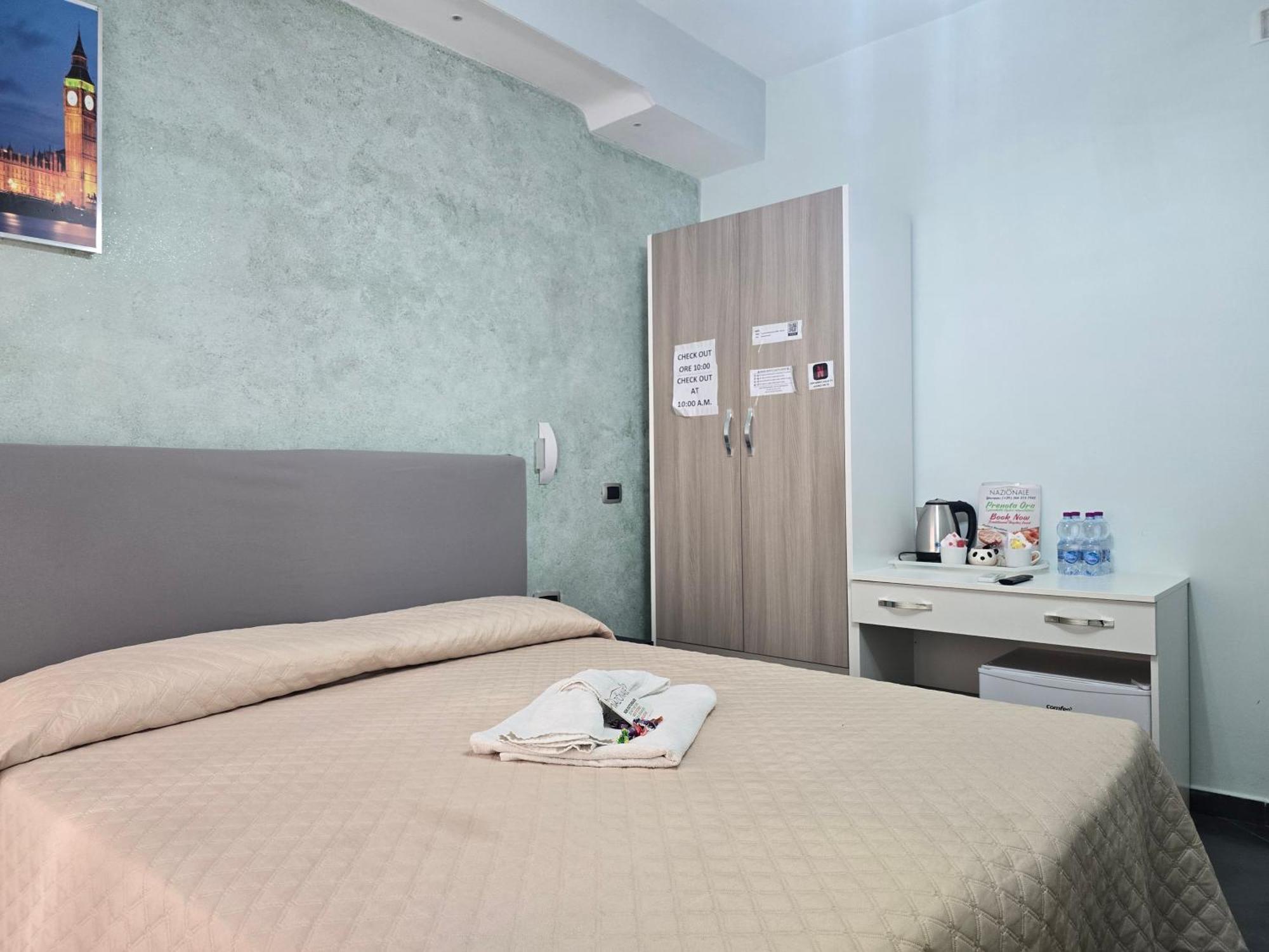 Hotel Nazionale Dream Neapel Exterior foto